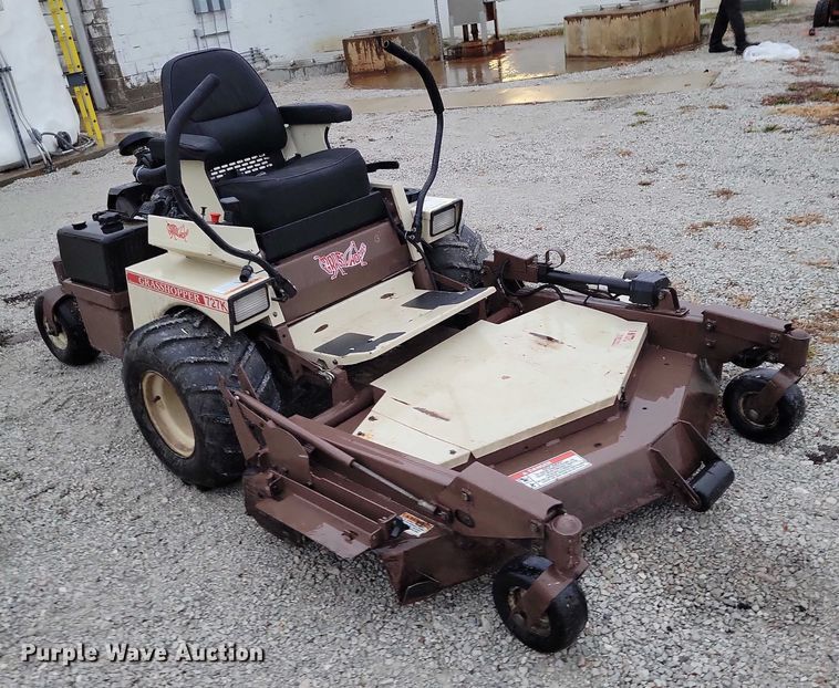 image for item NO9798 Grasshopper 727K ZTR lawn mower