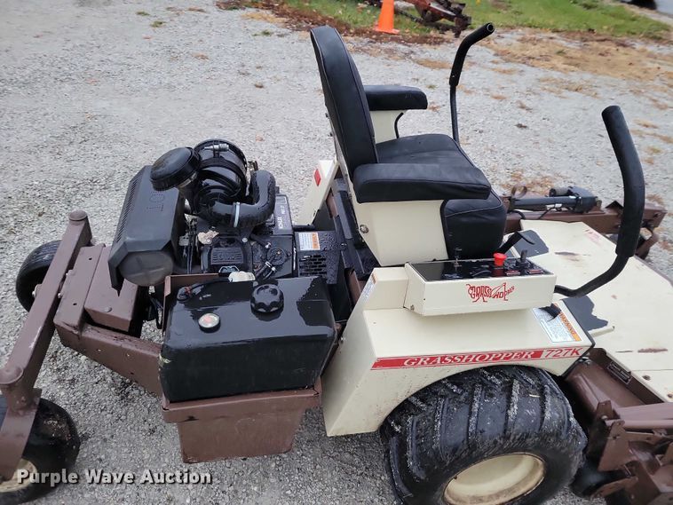 image for item NO9798 Grasshopper 727K ZTR lawn mower