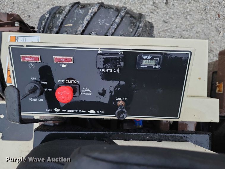 image for item NO9798 Grasshopper 727K ZTR lawn mower