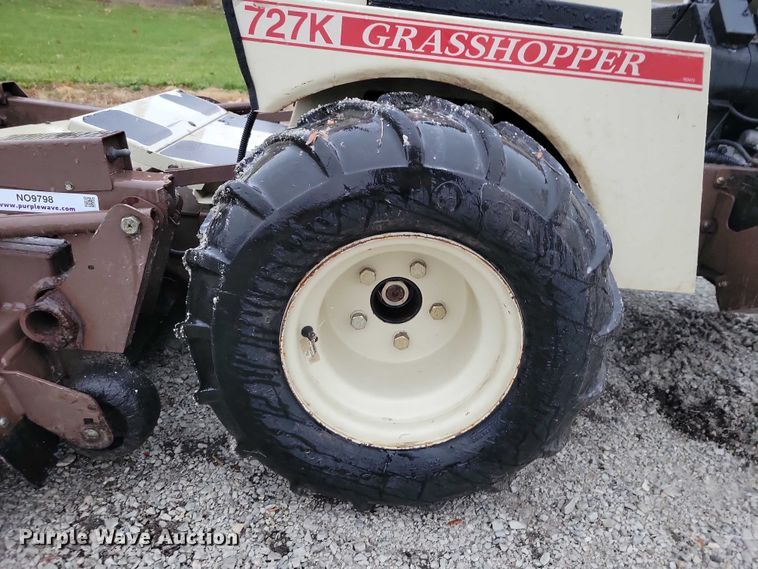 image for item NO9798 Grasshopper 727K ZTR lawn mower