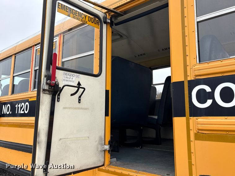 image for item YA1460 2011 IC PB105 school bus