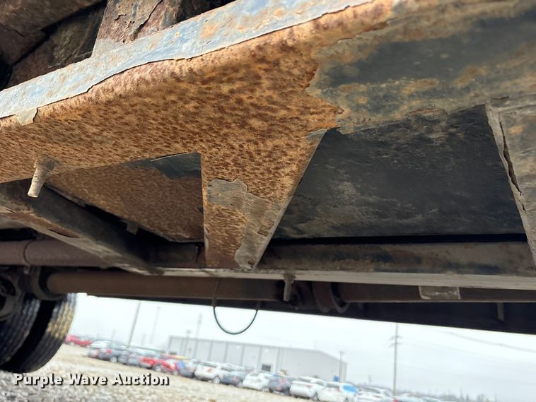 image for item YA1460 2011 IC PB105 school bus