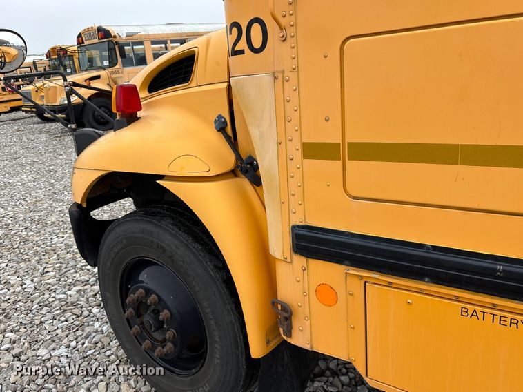 image for item YA1460 2011 IC PB105 school bus