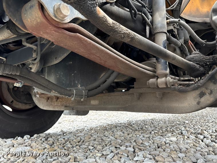 image for item YA1460 2011 IC PB105 school bus