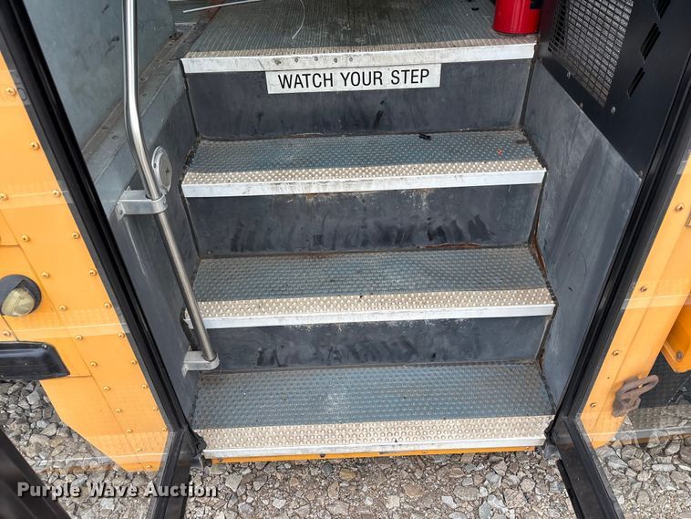 image for item YA1460 2011 IC PB105 school bus