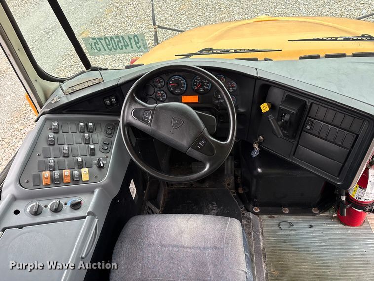 image for item YA1460 2011 IC PB105 school bus