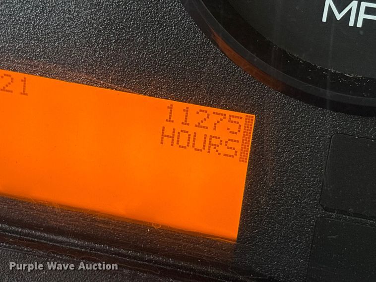 image for item YA1460 2011 IC PB105 school bus