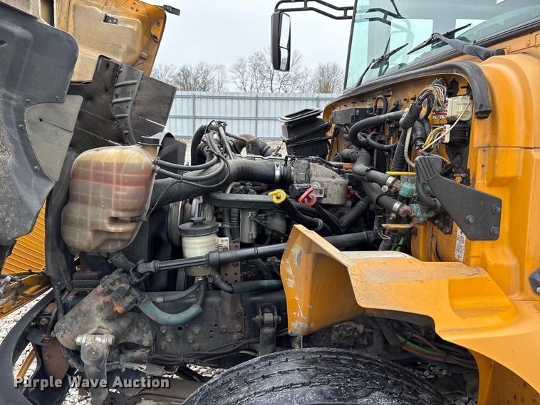 image for item YA1460 2011 IC PB105 school bus