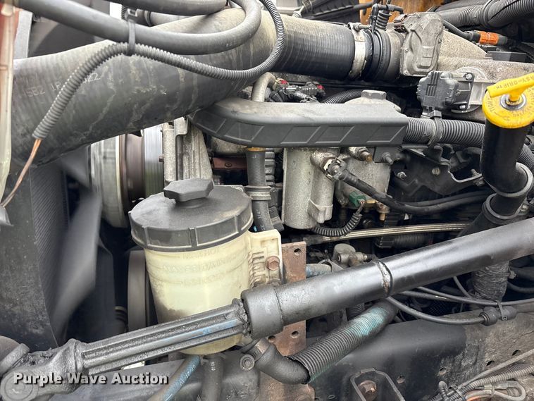 image for item YA1460 2011 IC PB105 school bus