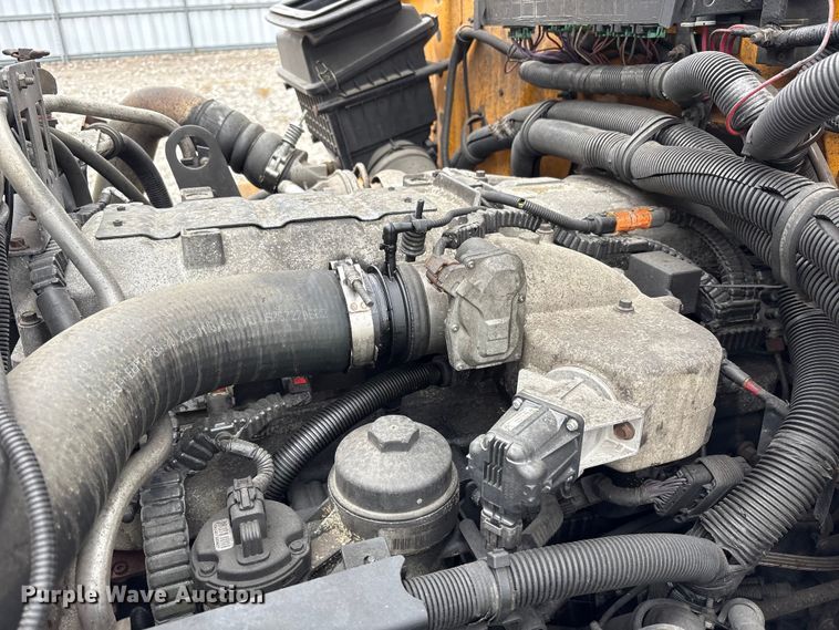 image for item YA1460 2011 IC PB105 school bus