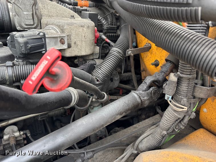 image for item YA1460 2011 IC PB105 school bus