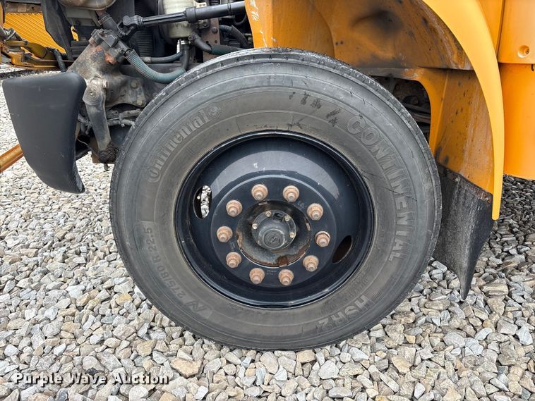 image for item YA1460 2011 IC PB105 school bus