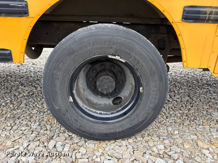 image for item YA1460 2011 IC PB105 school bus