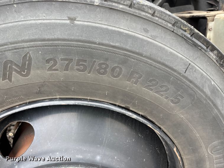 image for item YA1460 2011 IC PB105 school bus