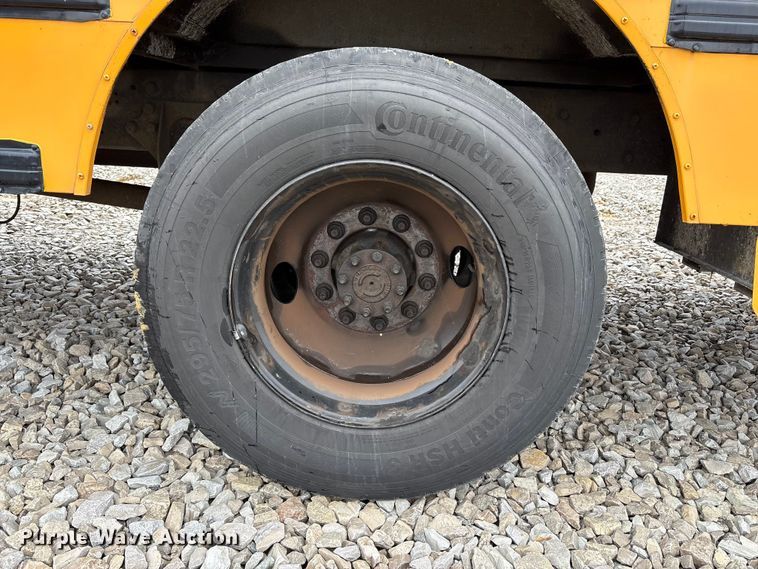 image for item YA1460 2011 IC PB105 school bus