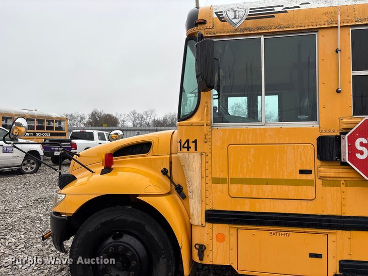 image for item YA1461 2011 IC PB105 school bus