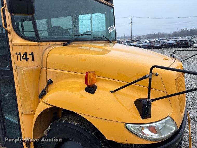 image for item YA1461 2011 IC PB105 school bus