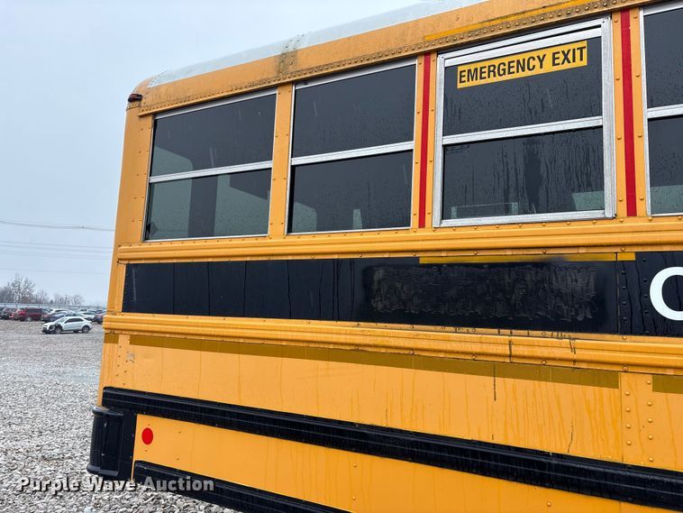 image for item YA1461 2011 IC PB105 school bus
