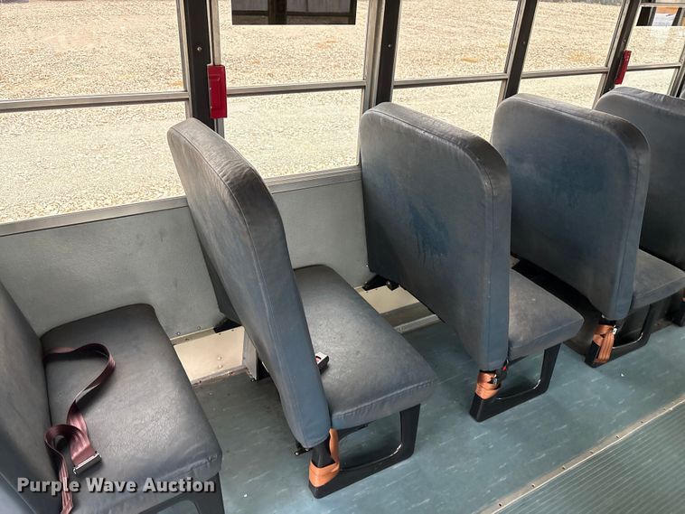 image for item YA1461 2011 IC PB105 school bus