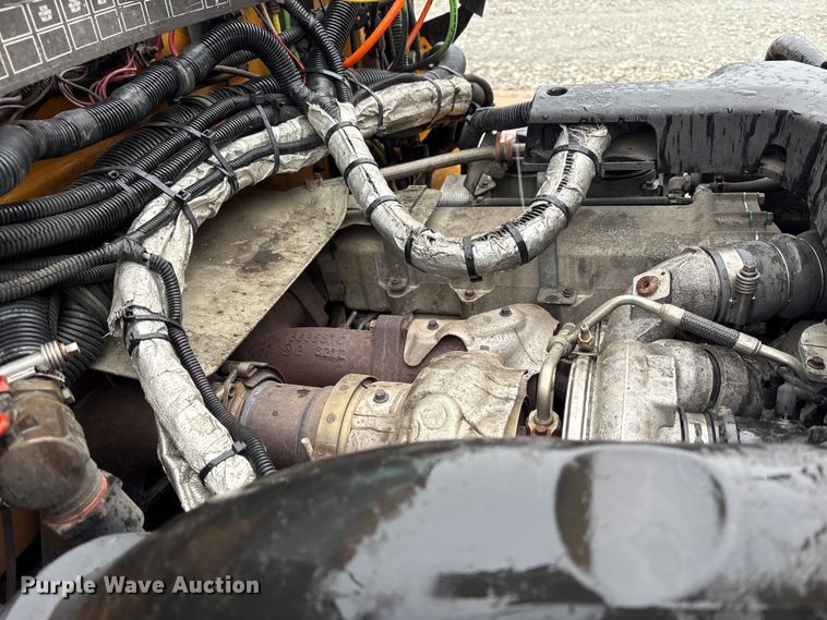 image for item YA1461 2011 IC PB105 school bus