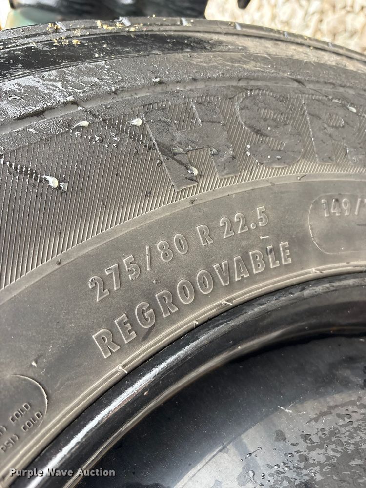 image for item YA1461 2011 IC PB105 school bus