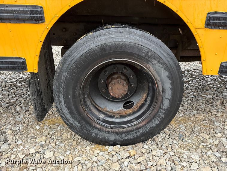 image for item YA1461 2011 IC PB105 school bus