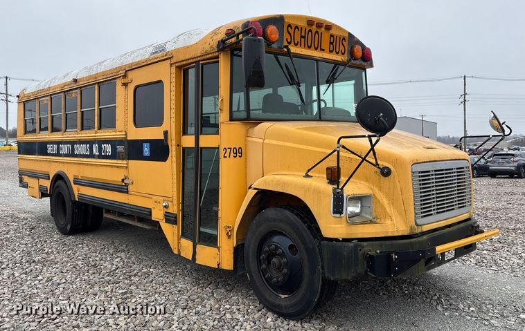 image for item YA1462 2008 Freightliner FS65 school bus