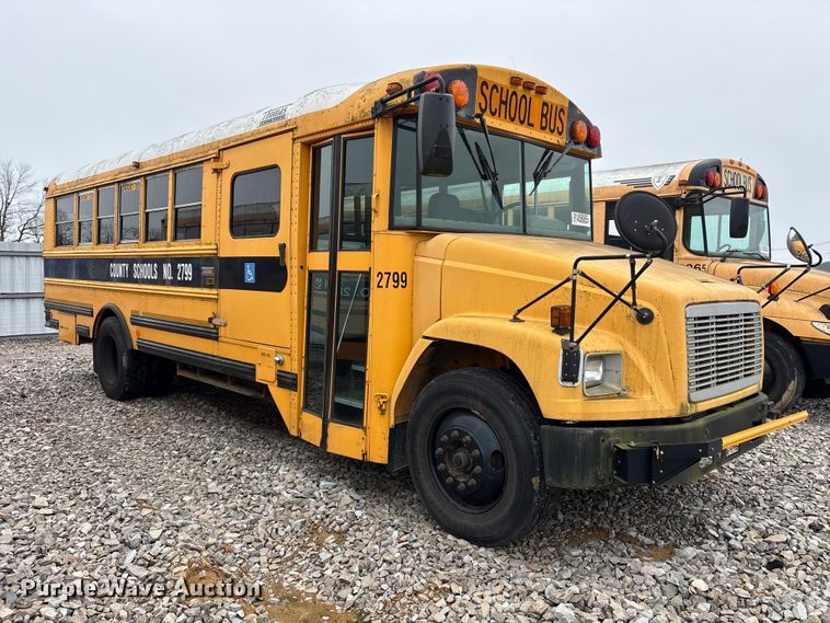 image for item YA1462 2008 Freightliner FS65 school bus