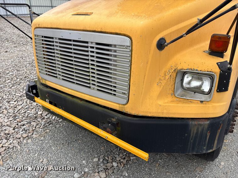 image for item YA1462 2008 Freightliner FS65 school bus