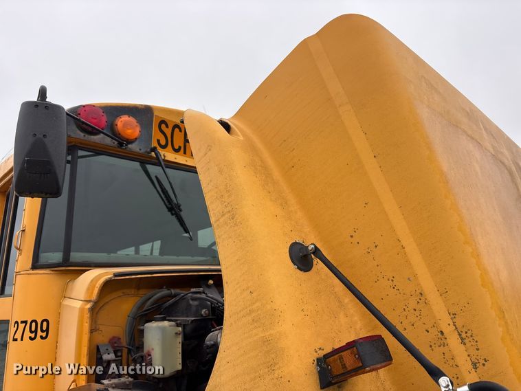 image for item YA1462 2008 Freightliner FS65 school bus