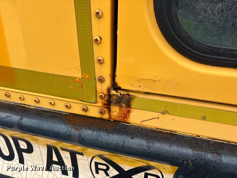 image for item YA1462 2008 Freightliner FS65 school bus