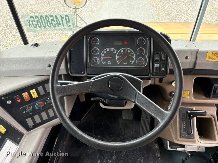 image for item YA1462 2008 Freightliner FS65 school bus