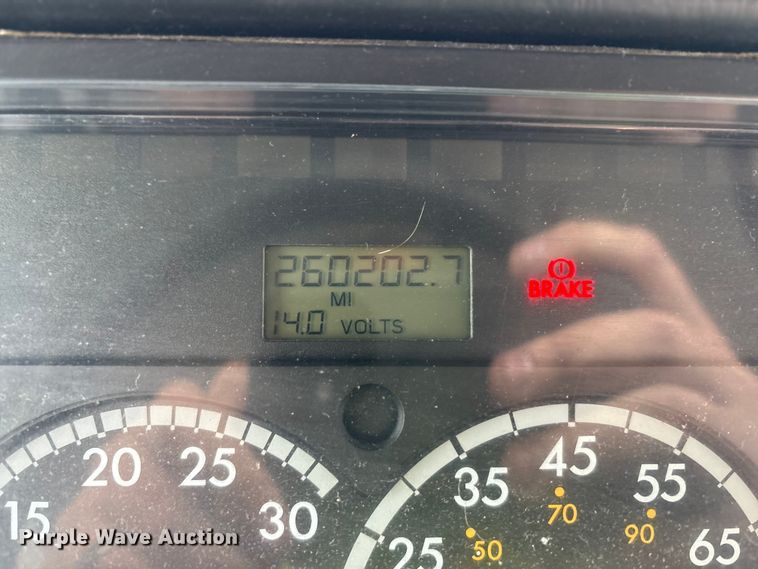 image for item YA1462 2008 Freightliner FS65 school bus