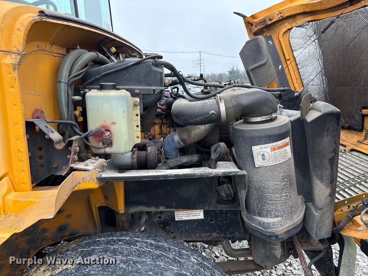 image for item YA1462 2008 Freightliner FS65 school bus