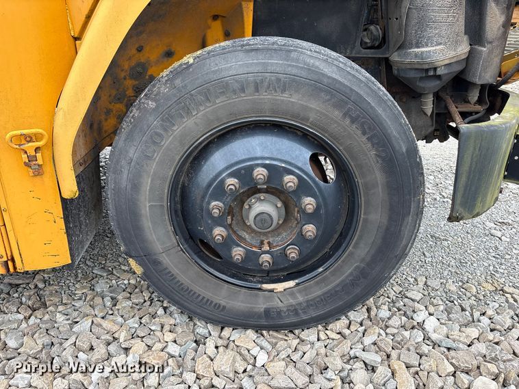 image for item YA1462 2008 Freightliner FS65 school bus