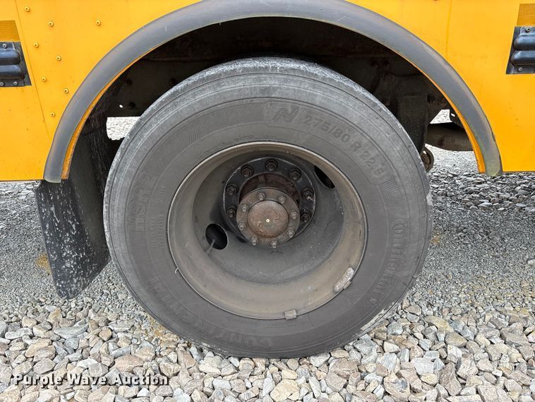 image for item YA1462 2008 Freightliner FS65 school bus
