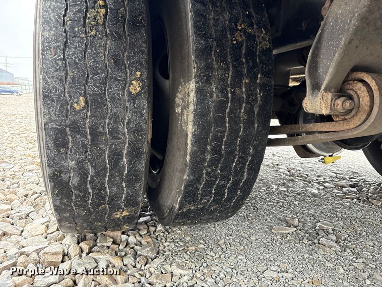 image for item YA1462 2008 Freightliner FS65 school bus