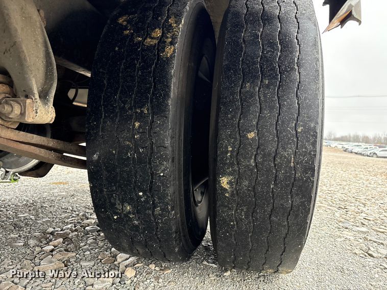 image for item YA1462 2008 Freightliner FS65 school bus