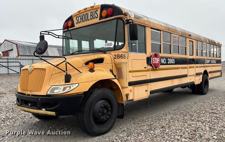 image for item YA1463 2009 IC PB105 school bus