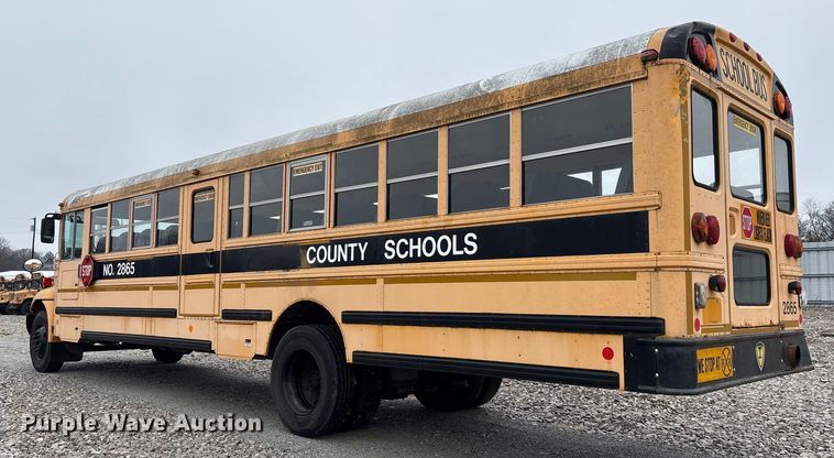 image for item YA1463 2009 IC PB105 school bus