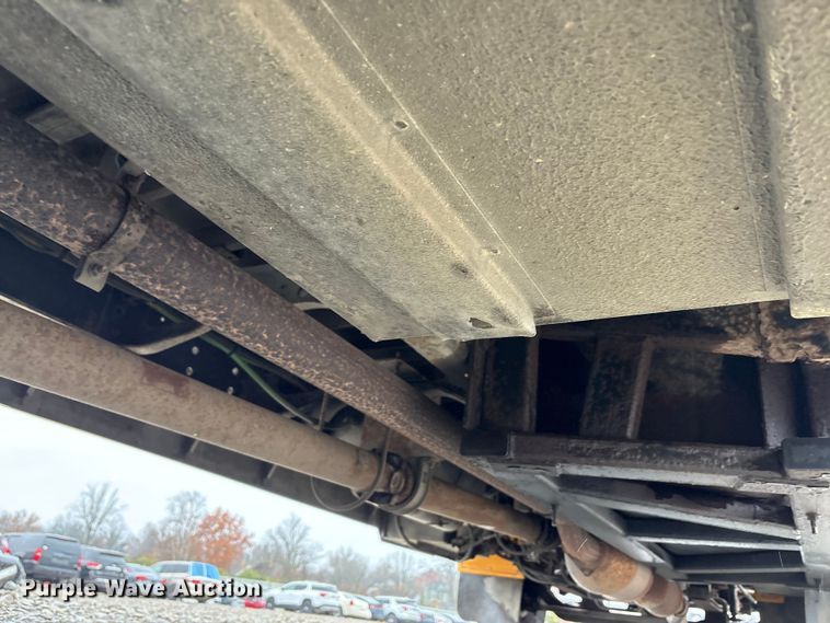 image for item YA1463 2009 IC PB105 school bus