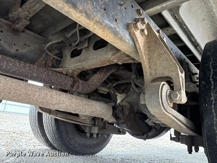 image for item YA1463 2009 IC PB105 school bus