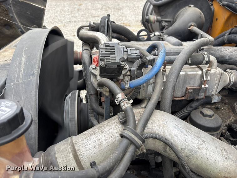 image for item YA1463 2009 IC PB105 school bus