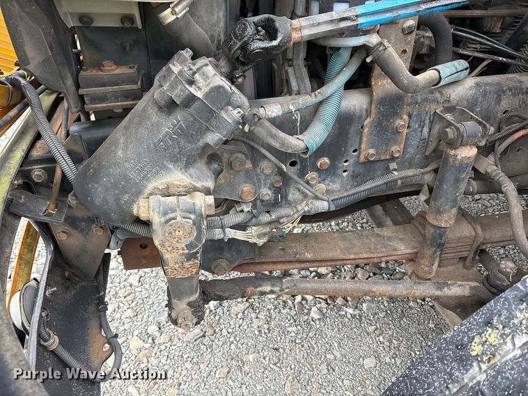 image for item YA1463 2009 IC PB105 school bus