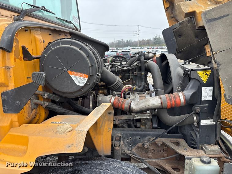 image for item YA1463 2009 IC PB105 school bus