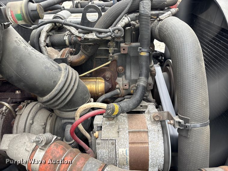 image for item YA1463 2009 IC PB105 school bus