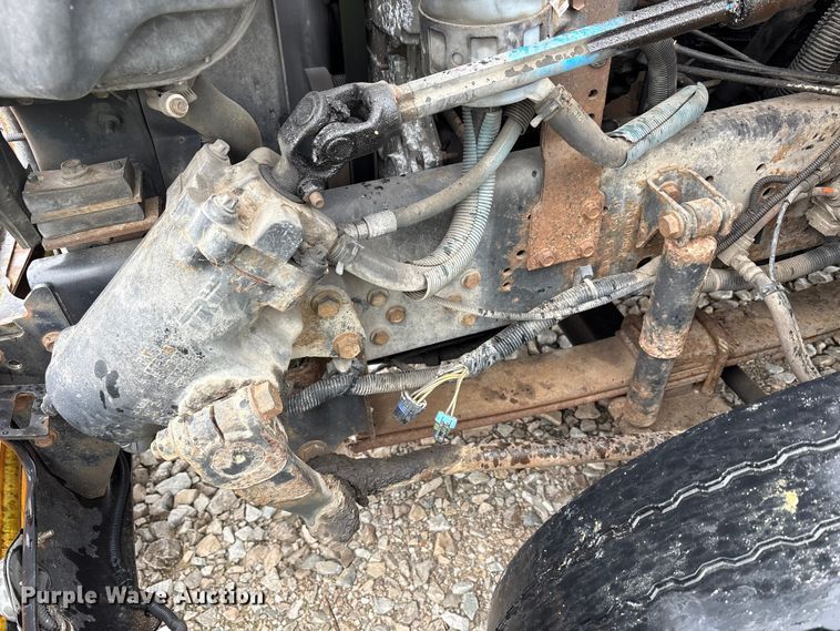 image for item YA1464 2009 IC PB105 school bus