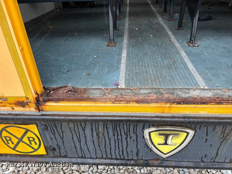 image for item YA1464 2009 IC PB105 school bus