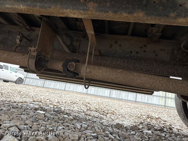 image for item YA1464 2009 IC PB105 school bus