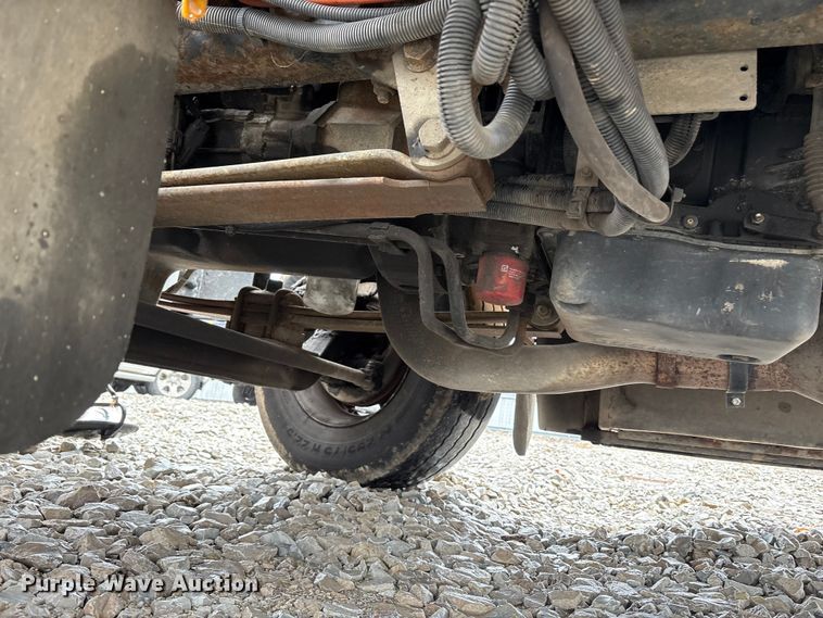 image for item YA1464 2009 IC PB105 school bus